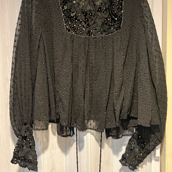 Zara - Picture 3 of 3